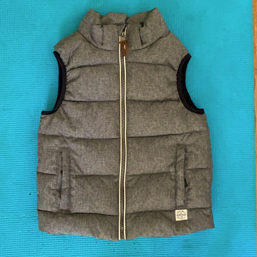 H&M little boys grey puffer vest size 7-8